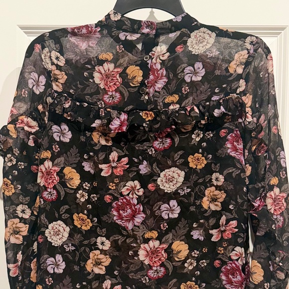 🌸 Forever 21 Floral Ruffle Long-Sleeve Top – Size Small - Picture 2 of 7
